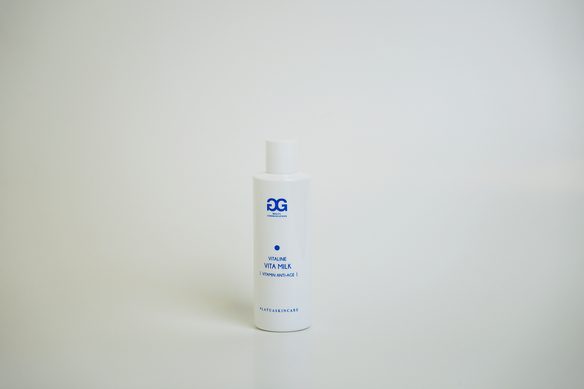 2G Beauty Communications Vitaline Vita Milk latte detergente